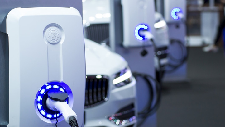 To finance a pan-European recharging infrastructure, T&E estimates €20bn will be needed over the next 11 years, or €1.8bn a year on average